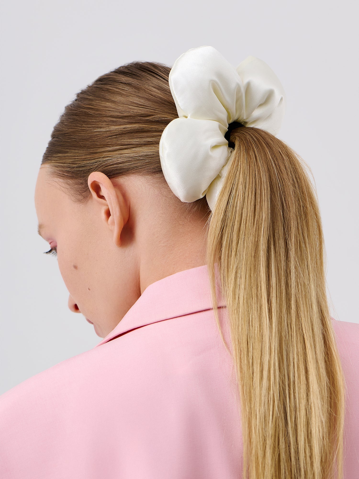 Black &amp; Beige Flower Scrunchie 2-Pack